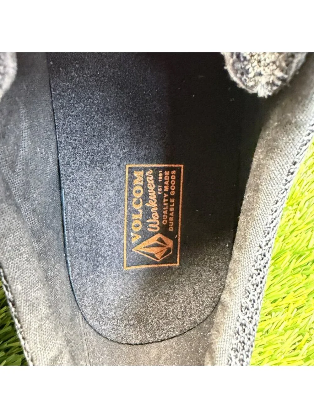 Volcom Chill Womens Size 7.5D Black Slip-On Composite Toe Safety Work Shoes